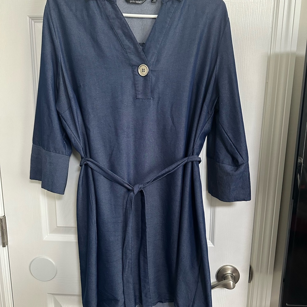 Elegant Navy Blue Women's Dress